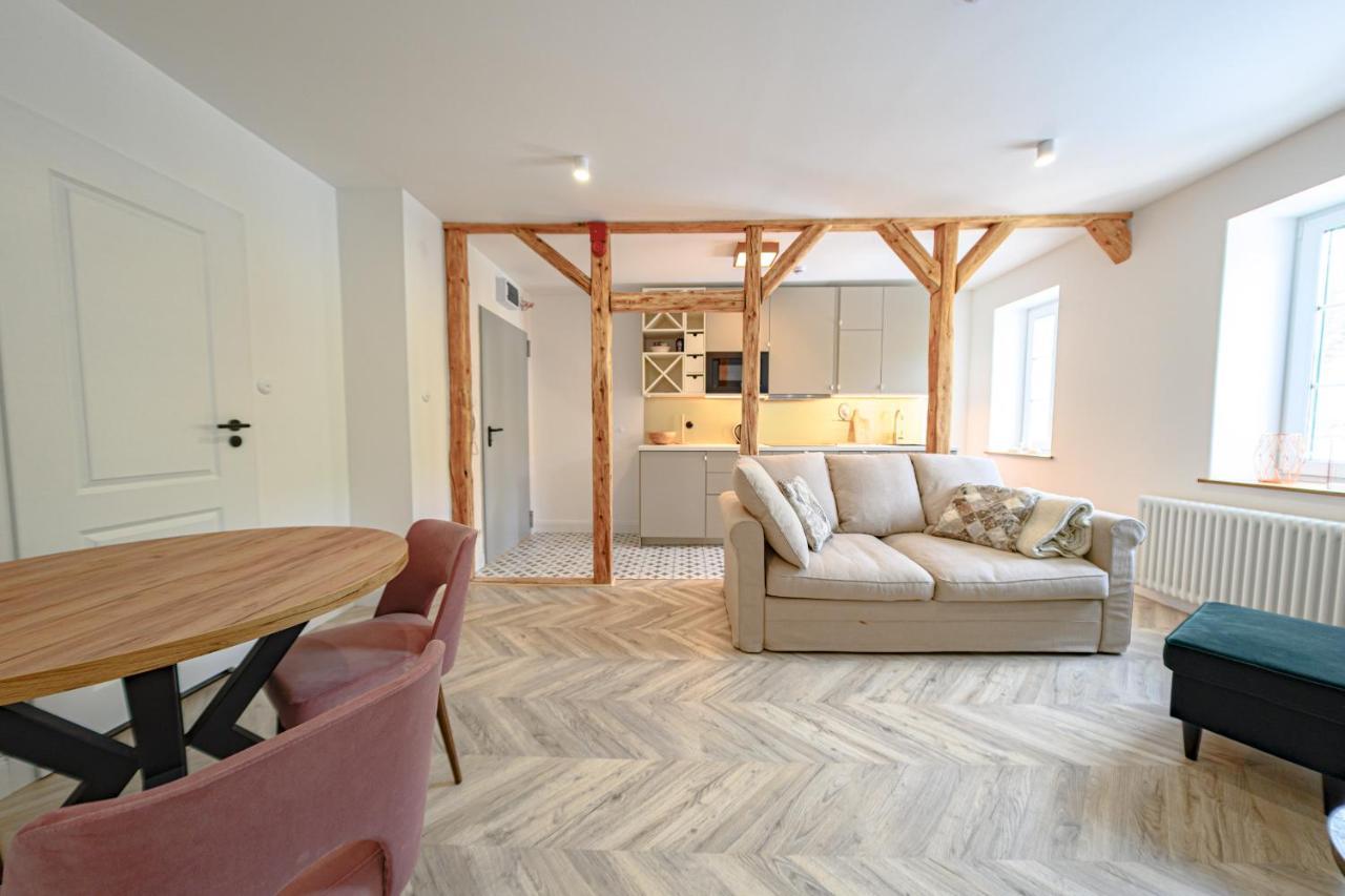 Pod Gołębiem Apartament *